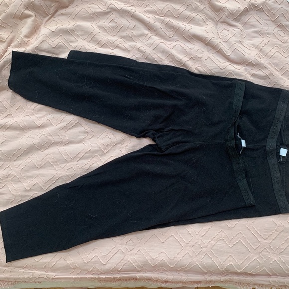 TWO PACK SOLOW SPORT CROPPED LEGGINGS - Picture 2 of 6